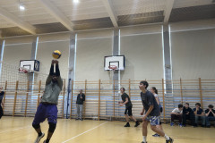 Uczniowie rozgrywają akcję